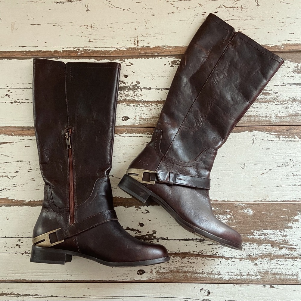 NWOT Ugg Channing II riding boots